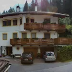 Haus Ferchl Apartament *