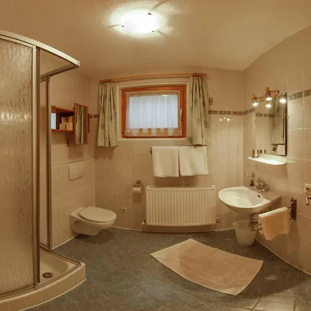 Haus Ferchl * Нойштифт-им-Штубайталь