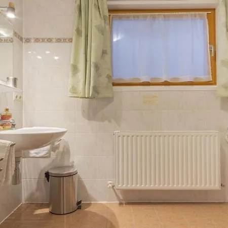 Haus Ferchl * Нойштифт-им-Штубайталь